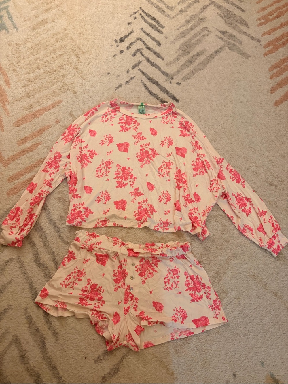 Honeydew Intimates pink floral pajama set small
